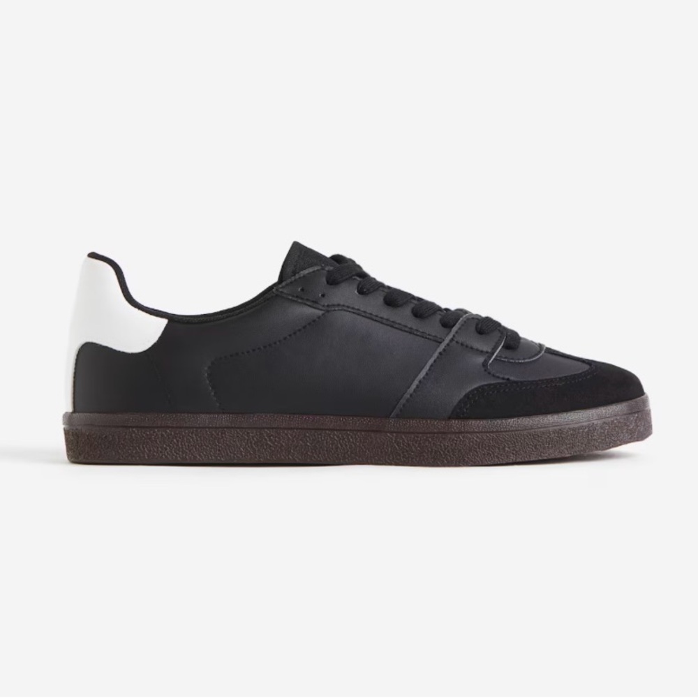H&M NWT Trainers with a padded top edge Size 36